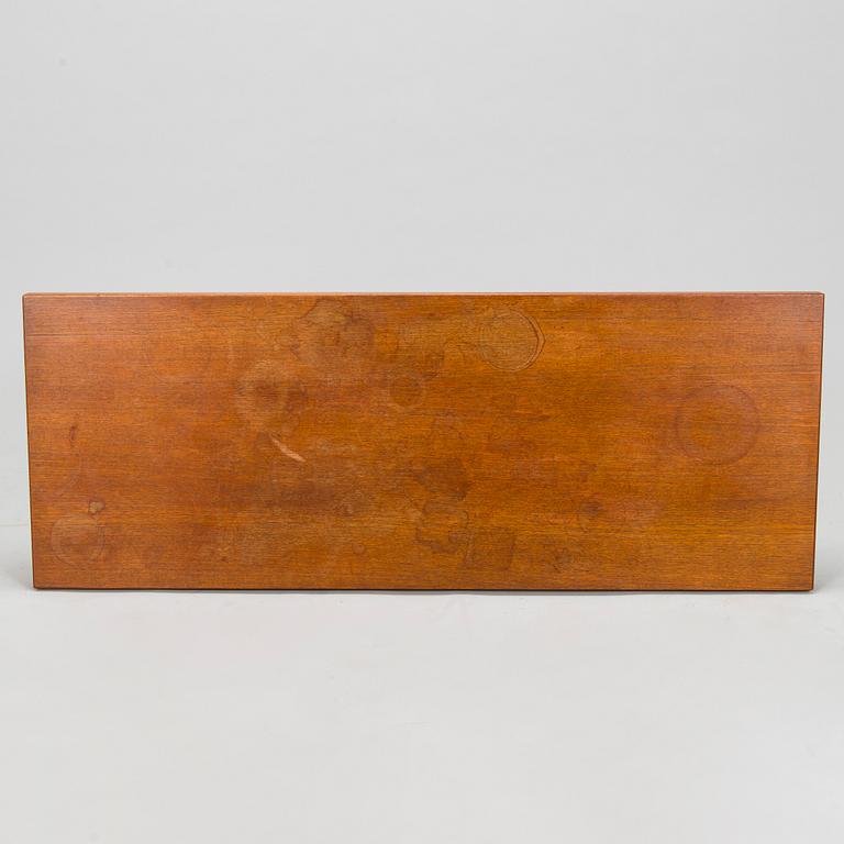 Carl Gustaf Hiort af Ornäs, soffbord, "Studio", för HMN Huonekalu Mikko Nupponen 1900-talets mitt.