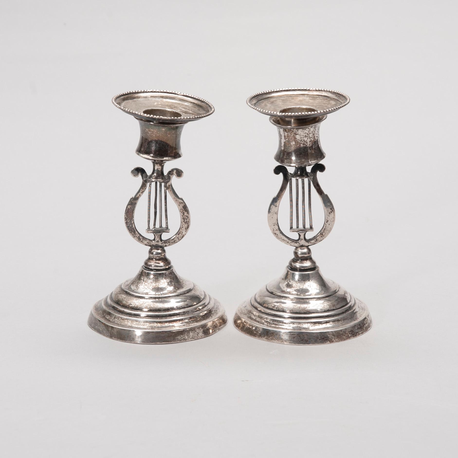 LJUSSTAKAR, ett par, silver, Jafet Knuuttinen (1857-1898), Kuopio 1860. Vikt 162,8 g.