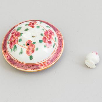 A famille rose teapot with cover, trumpetvase and bowl, Qing dynasty, Yongzheng (1723-35) and Qianlong (1736-95).