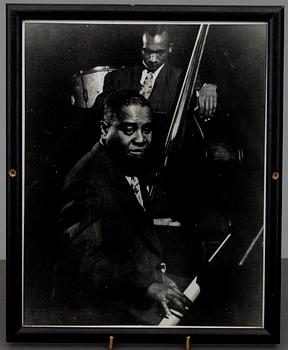 A SET OF FIVE MID-CENTURY JAZZ PHOTOGRAPHS AND THREE REPROGRAPHS.