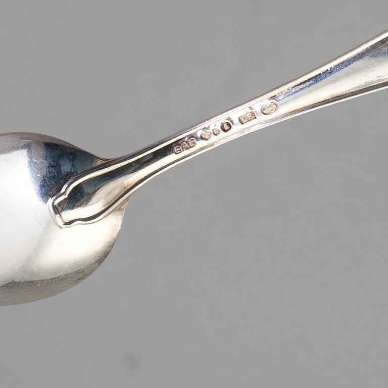 KAFFESKEDAR, 12 st, silver, modell "Vasa", GAB, Stockholm, 1930-7. Vikt cirka 155 gram.