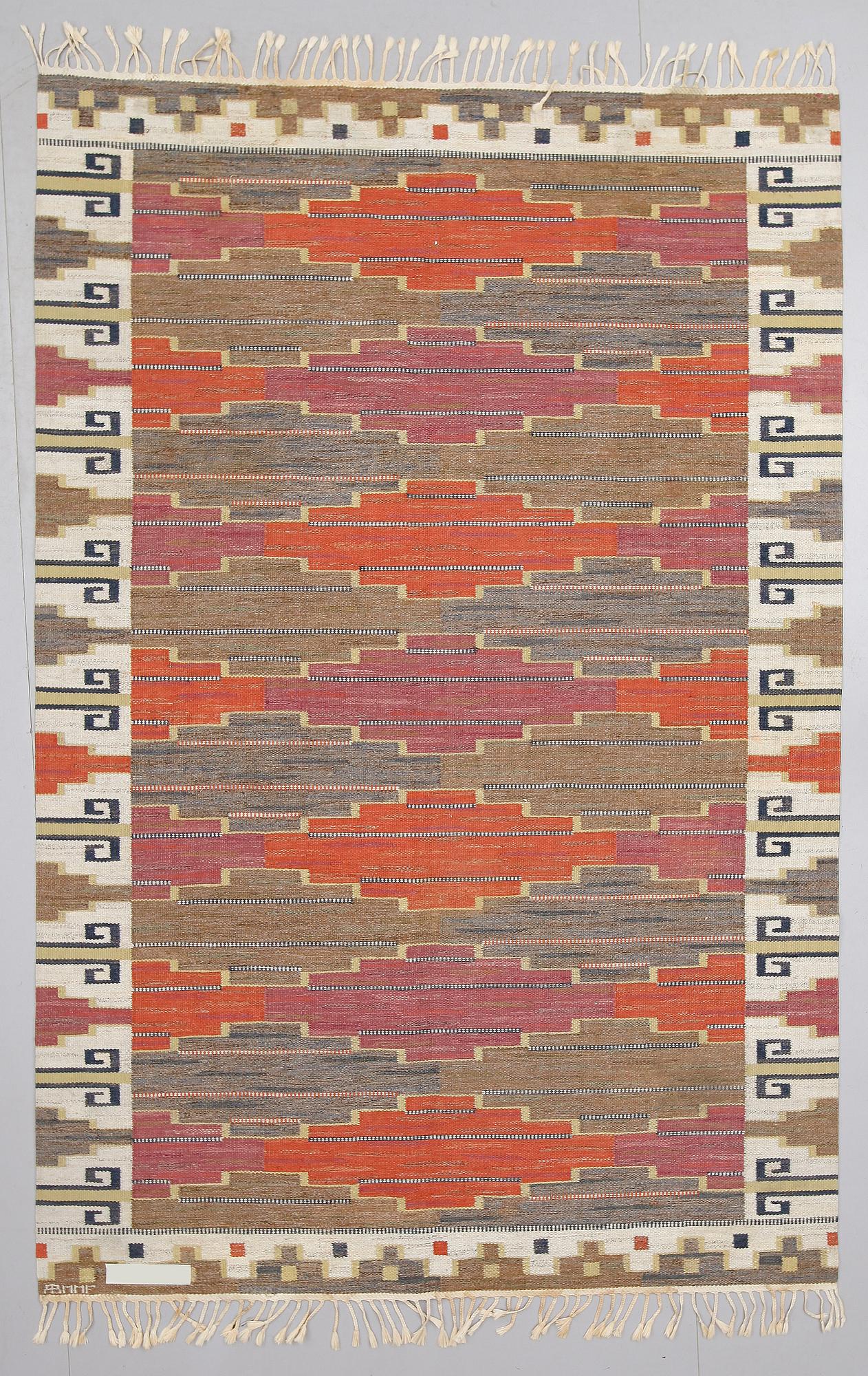 MATTA, rölakan,"Bruna Heden", Märta Måås-Fjetterström, sigenrad AB MMF. Ca 200 x 300 cm.