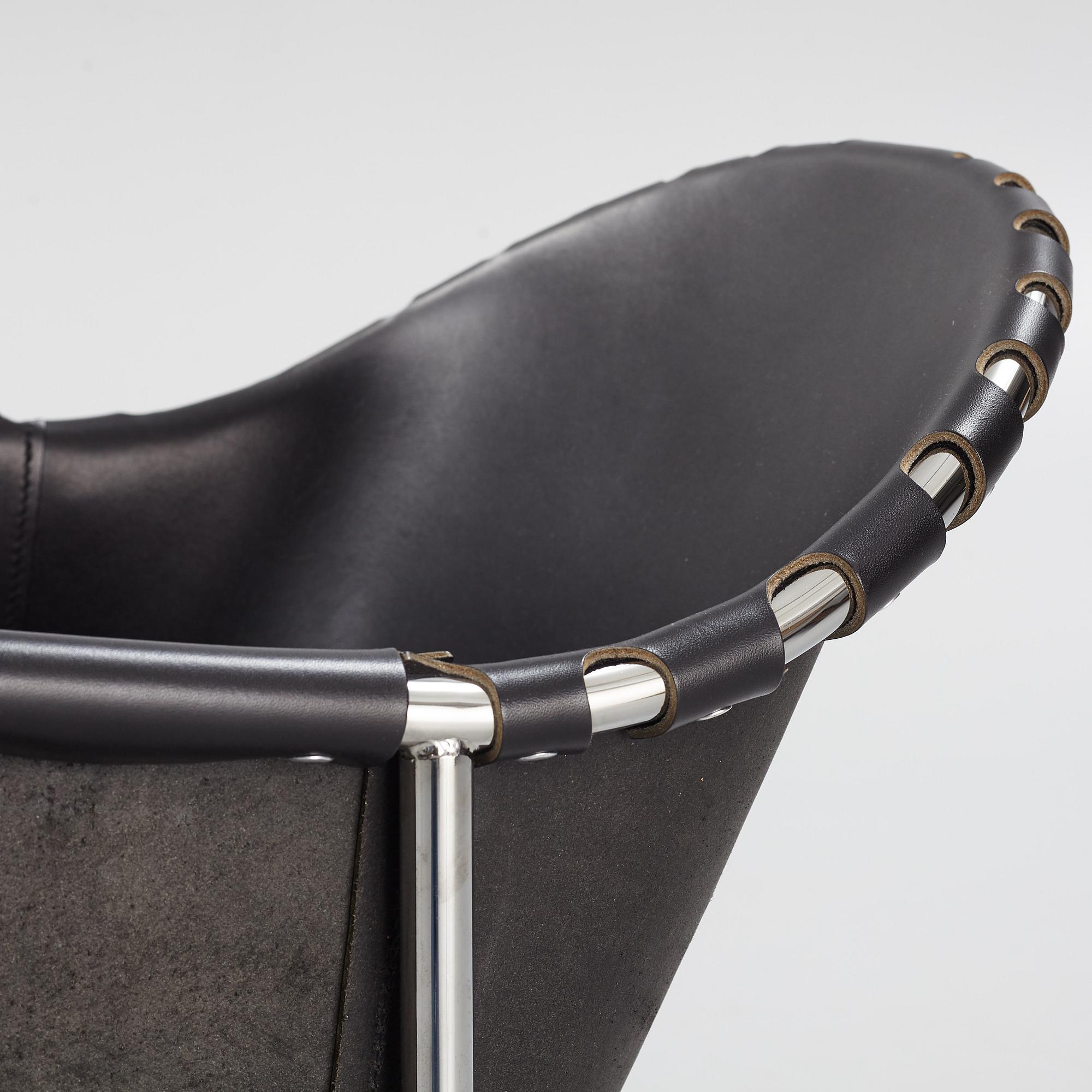 Mats Theselius, a 'Bruno' a pair of lounge chair from Källemo.