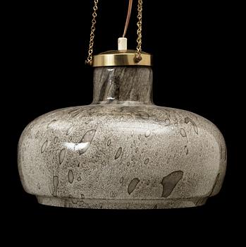 TAKLAMPA, glas och mässing, Flygsfors Orrefors. 1970/80-tal. H tot 110.