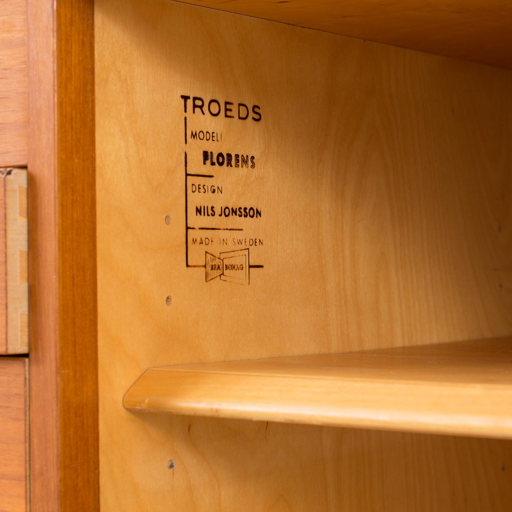 A sideboard "Florens" by Nils Jonsson, for Troeds, 1950 to the 1960.