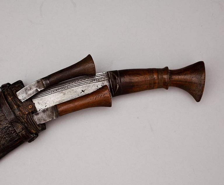 PARTI VAPEN, 3 st, orientaliska 1900-talets början.