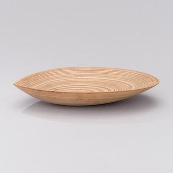 A plywood dish from the 1950s.