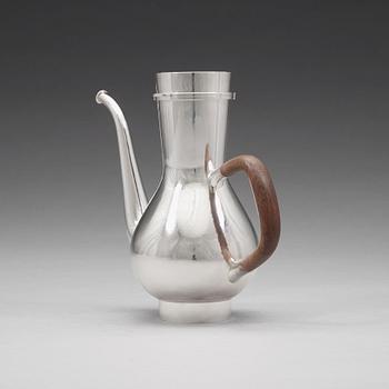 Sigurd Persson, kaffekanna, silver, Stockholm 1969.