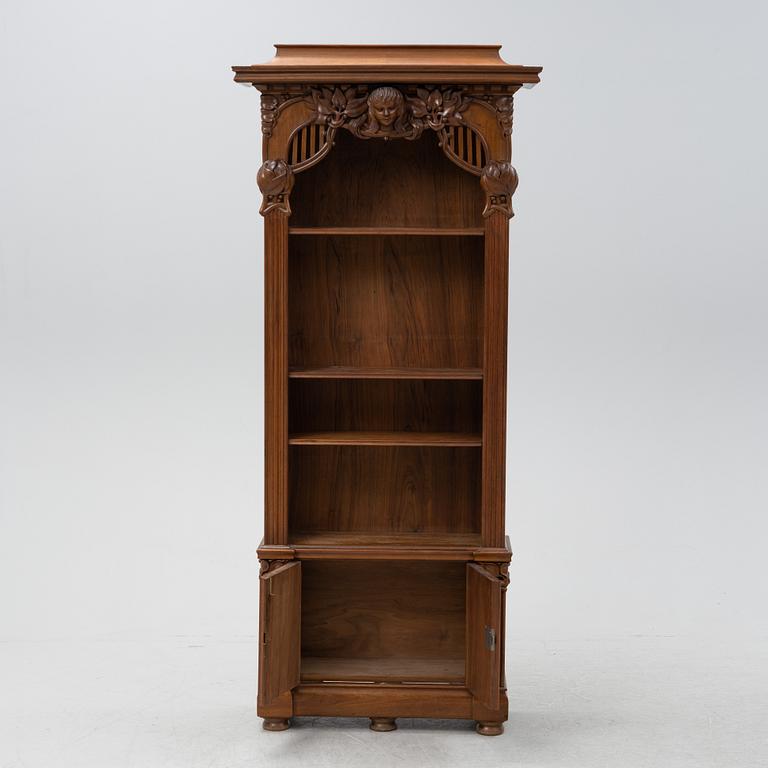 An Art Nouveau bookcase, beginning of the 20th century.