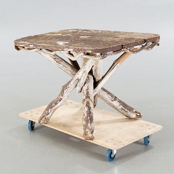 A garden table, first half of the 20th century.