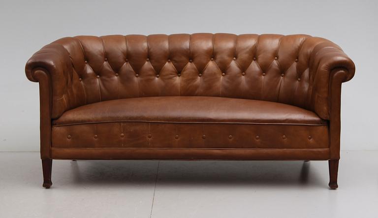 SOFFA, Chesterfield, 1900-talets första hälft.