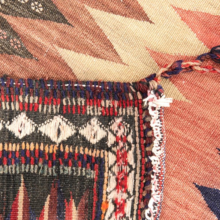 Carpet Afshar-Sinjan, Soffreh old 131x119 cm.