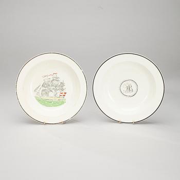LAUTASIA, 2 kpl, fajanssia, Tanska, vuosisadan vaihde 1700/1800.