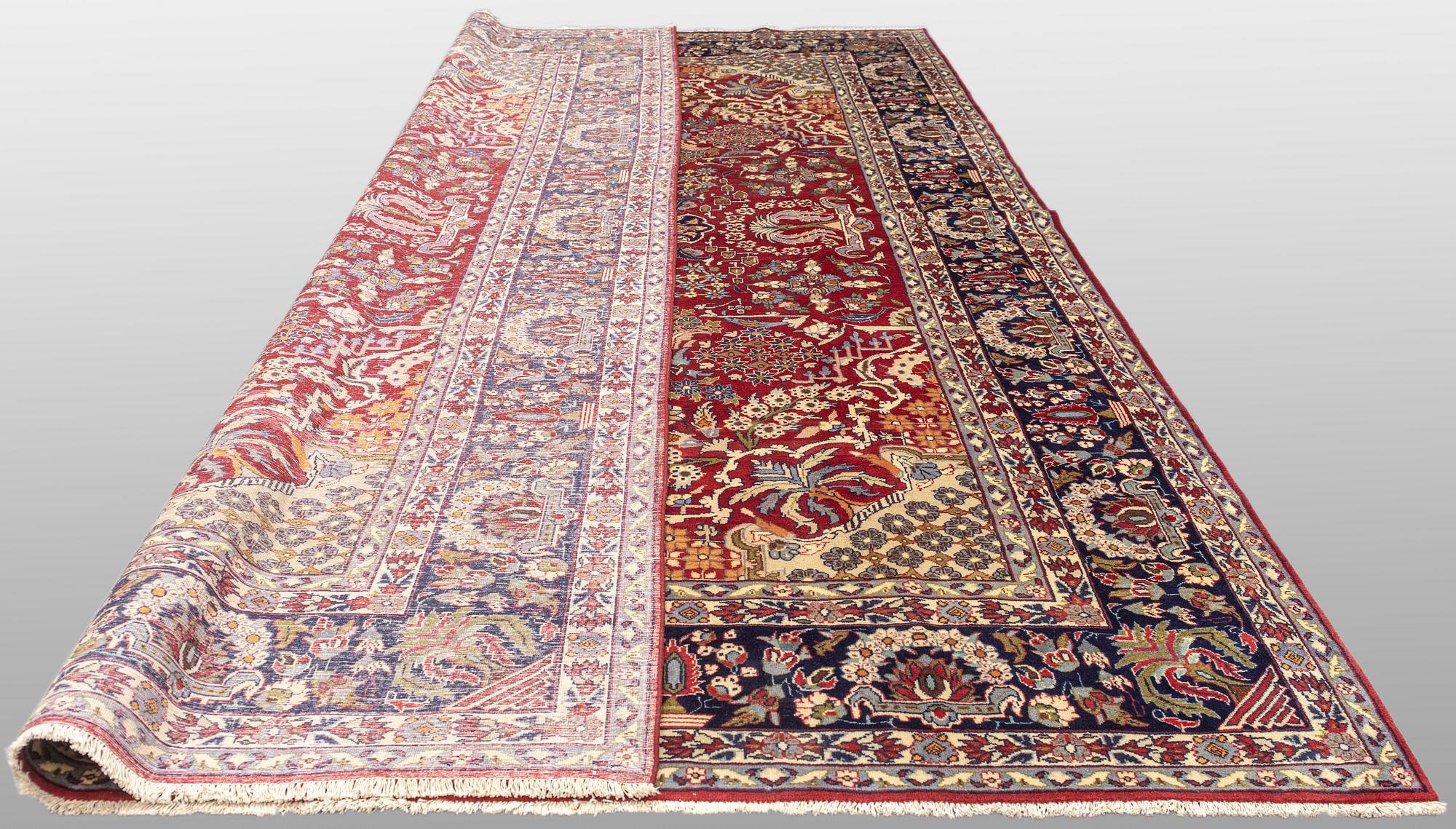 A carpet, Najafabad, ca 448 x 287 cm.