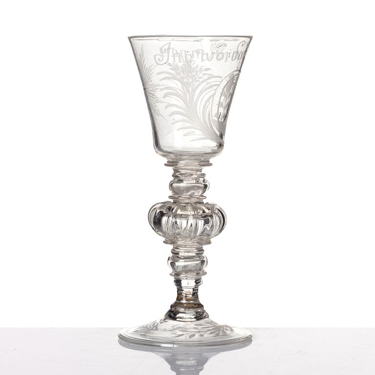 Pokal, glas. Troligen Kungsholms glasbruk, 1700-tal.