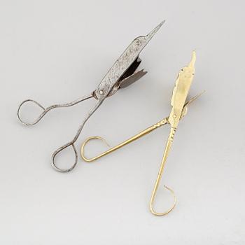 LJUSVEKESAXAR, 2 st, stål och mässing, 1600-/1700-tal.