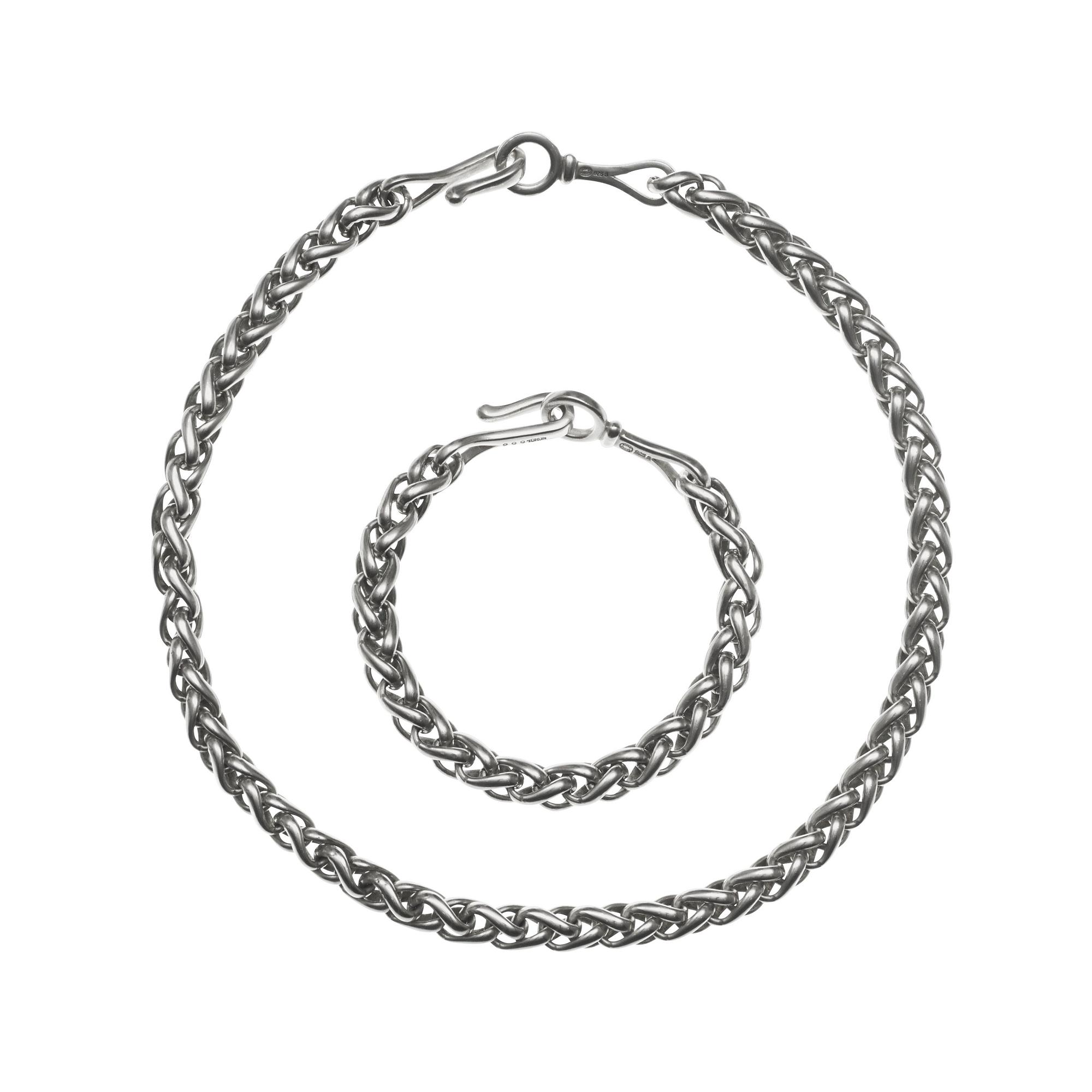 A Vivianna Torun Bülow Hübe sterling necklace and a bracelet, Georg Jensen, Copenhagen post 1945.
