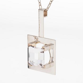 Mirjam Salminen, pendant and chain, faceted synthetic spinel, silver, Kaunis Koru 1974.