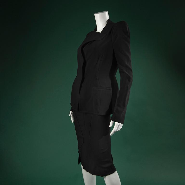 A garment by TOM FORD, in size 44(IT).