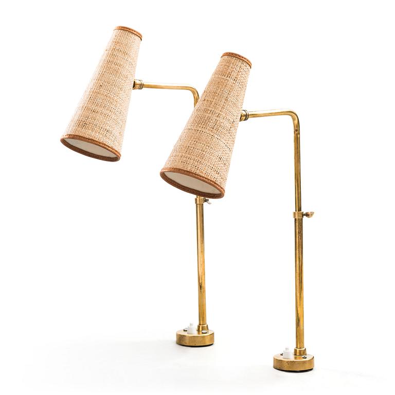 Paavo Tynell, a pair of early 1950's table lamps for Taito.