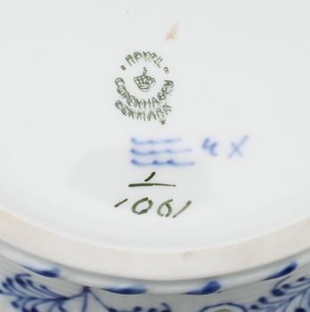SKÅL, porslin, "Musselmalet", Royal Copenhagen.