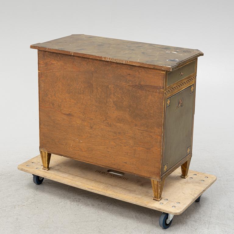 A Gustavian style chest of drawers, 20th Century.