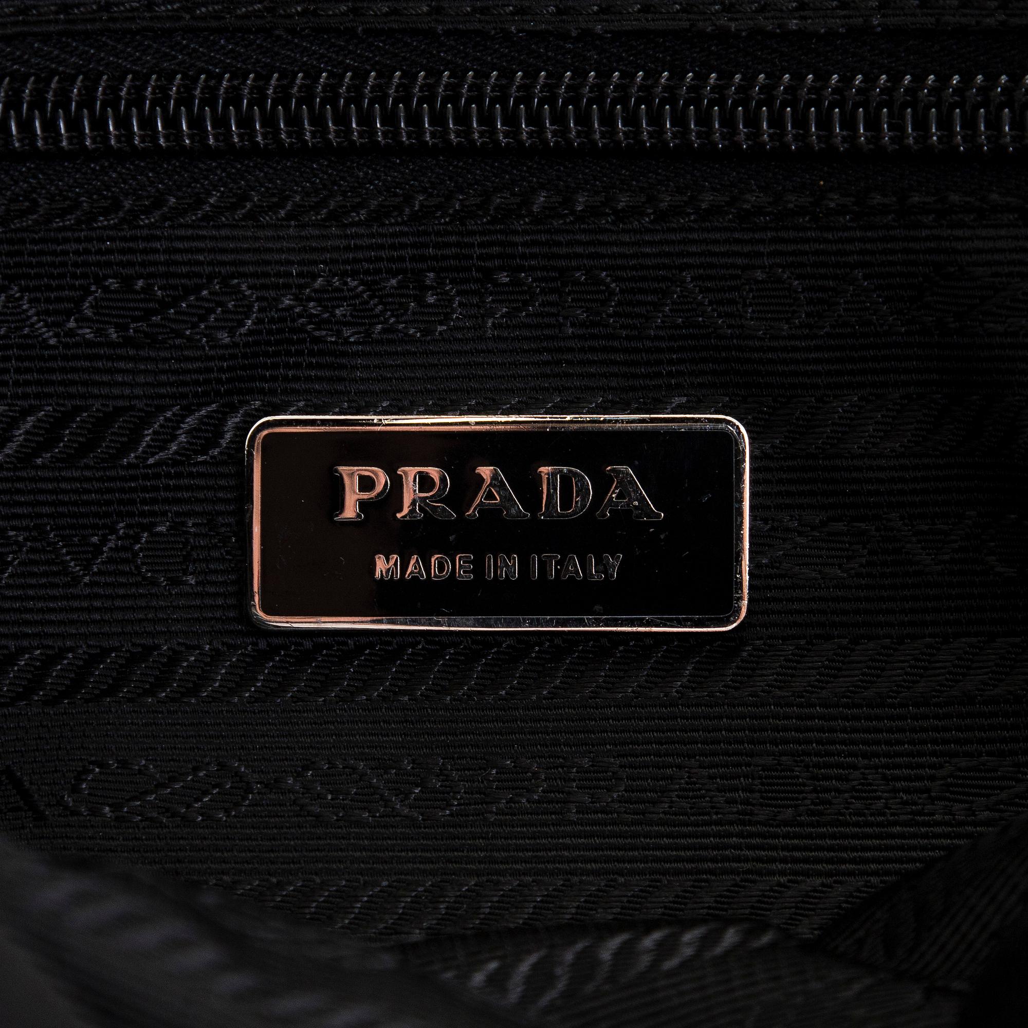 Prada, väska.