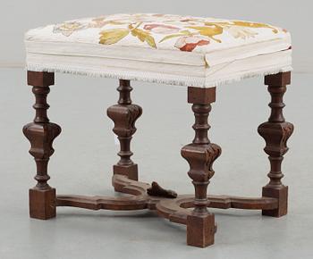 TABURETT/SYLÅDA, barockstil, 1800/1900-tal.