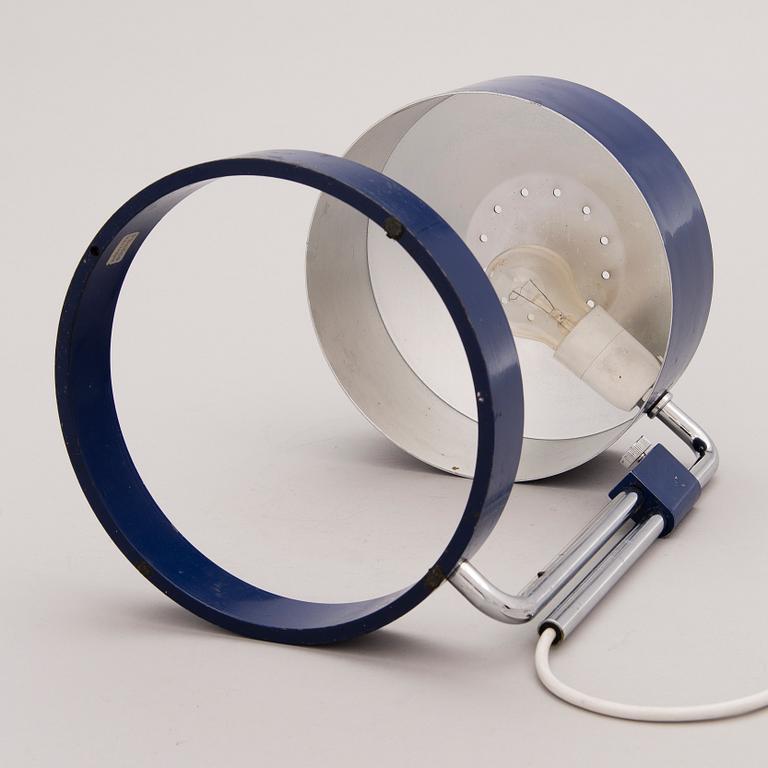 A table lamp, Phosco, England, last quarter of the 20th Century.