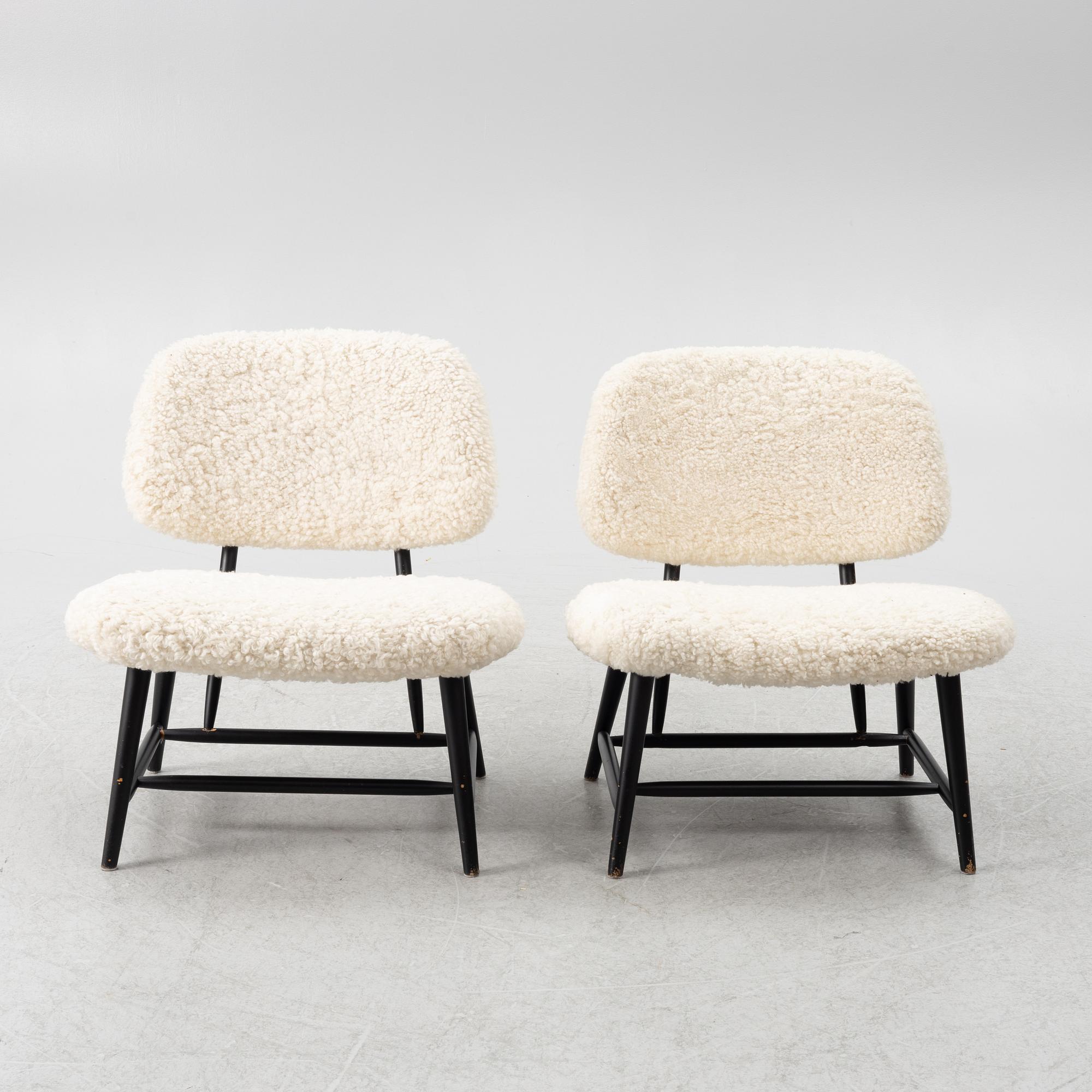 Alf Svensson, a pair of 'TeVe' armchairs, Bra Bohag, Studio Ljungs Industrier 1950s.