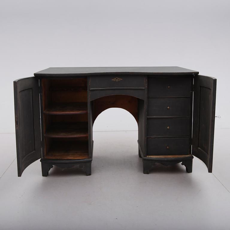 SKRIVBORD, Karl Johan, 1800-talets mitt.