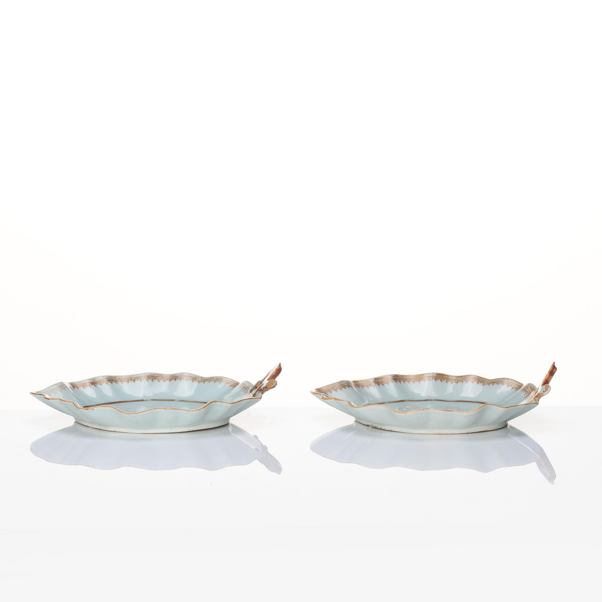 A part famille rose 'Chinese Export' service, Qing dynasty, Jiaqing (1796-1820).