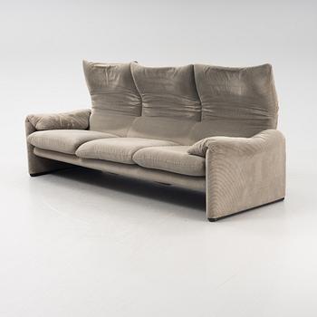 Vico Magistretti, soffa "Maralunga", Cassina, modellen formgiven 1973.