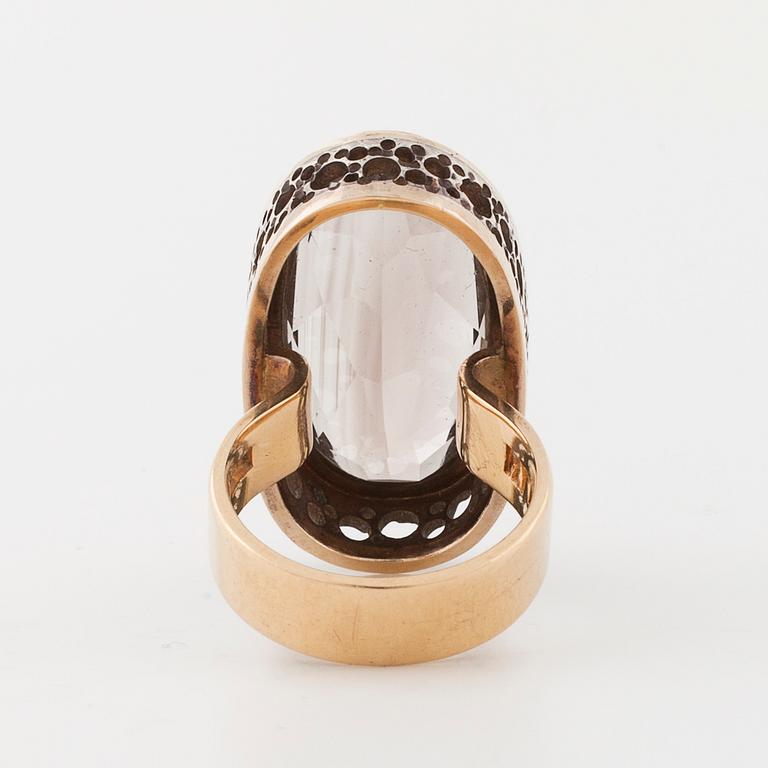 ANDERS HÖGBERG, Göteborg, 1991, a faceted smoky quartz ring.