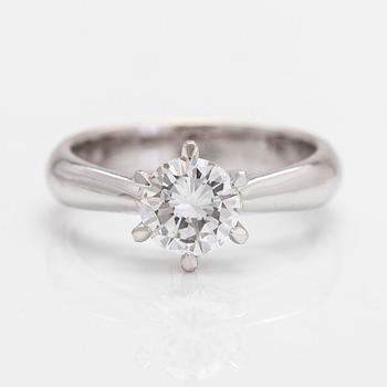 A 14K white gold ring, with a brilliant-cut diamond approx. 0.94 ct.