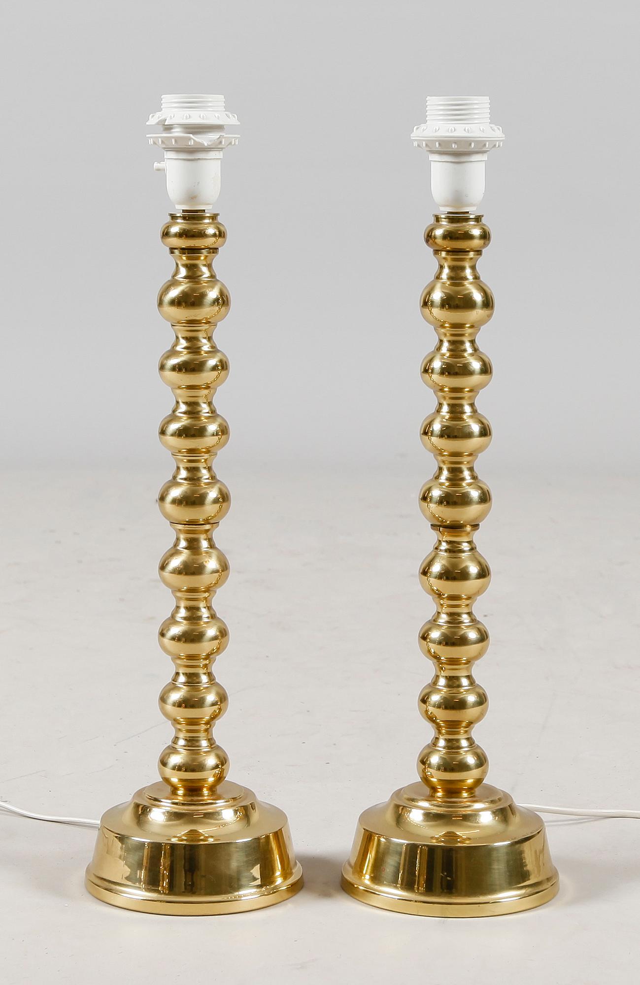 BORDSLAMPOR, 1 par, mässing, EAE no 417, 1900-talets mitt.