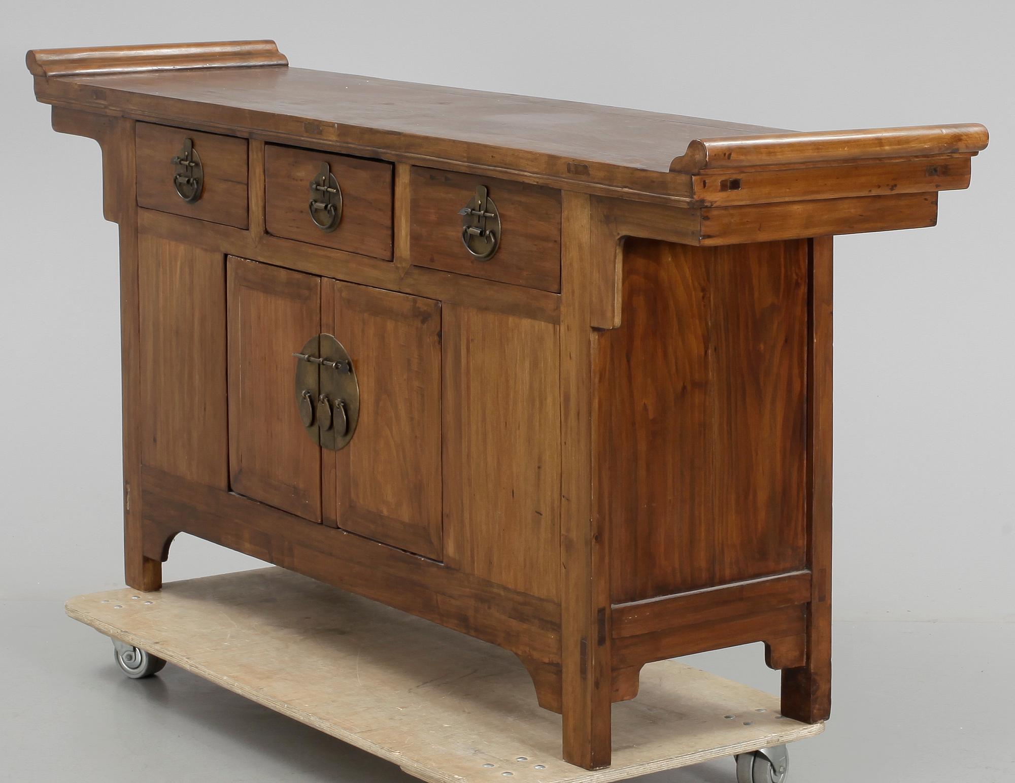 BUFFÉ, Kina, 1900-tal.