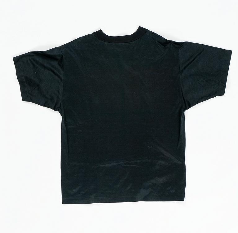 T-SHIRT, Yves Saint Laurent.