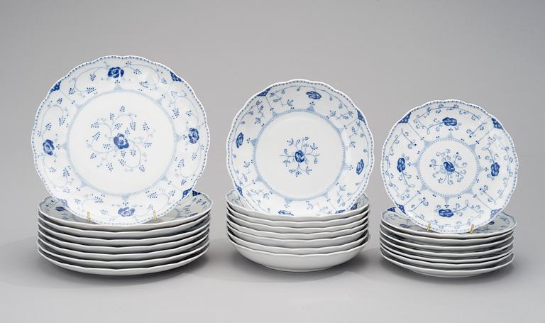 MATSERVIS, 33 delar, porslin, "Eternell", Christineholm Porcelaine.