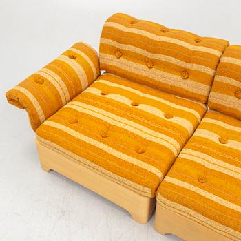 Modulsoffa med soffbord, 1970-tal.