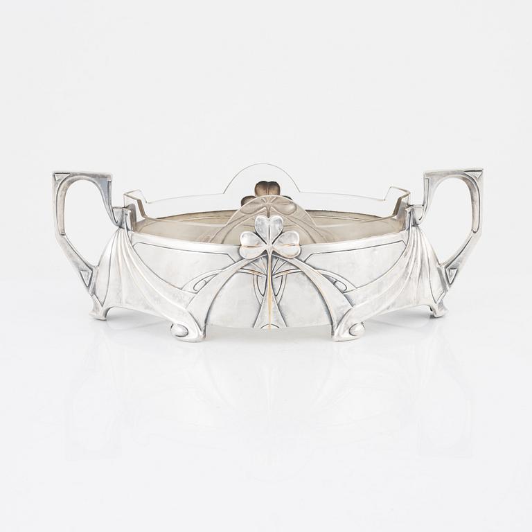 A silver plated Art Nouveau Jardinière, early 20th century.