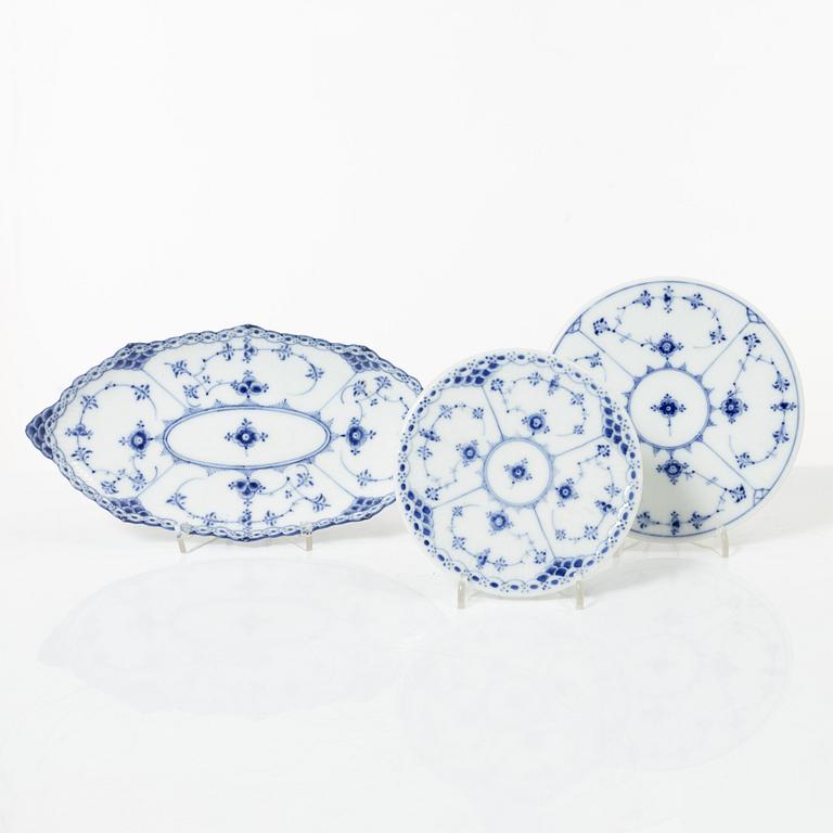 Royal Copenhagen, dinner and coffee service, 81 pcs, Blue Fluted, Full and Half Lace.