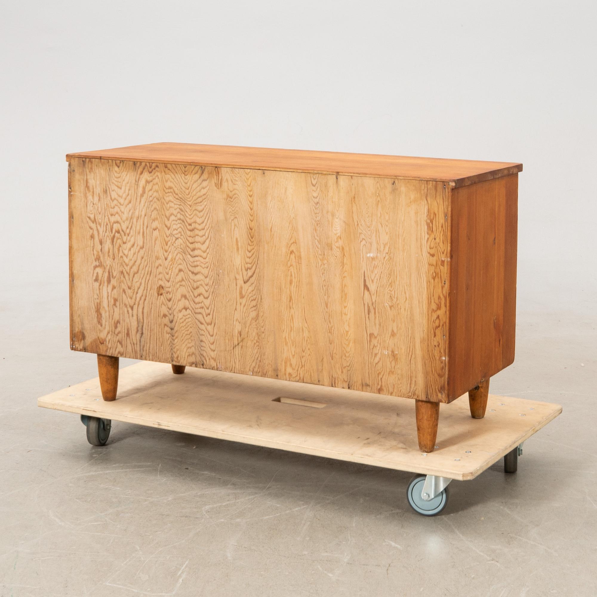 Chest of drawers 1940s Swedish Modern.