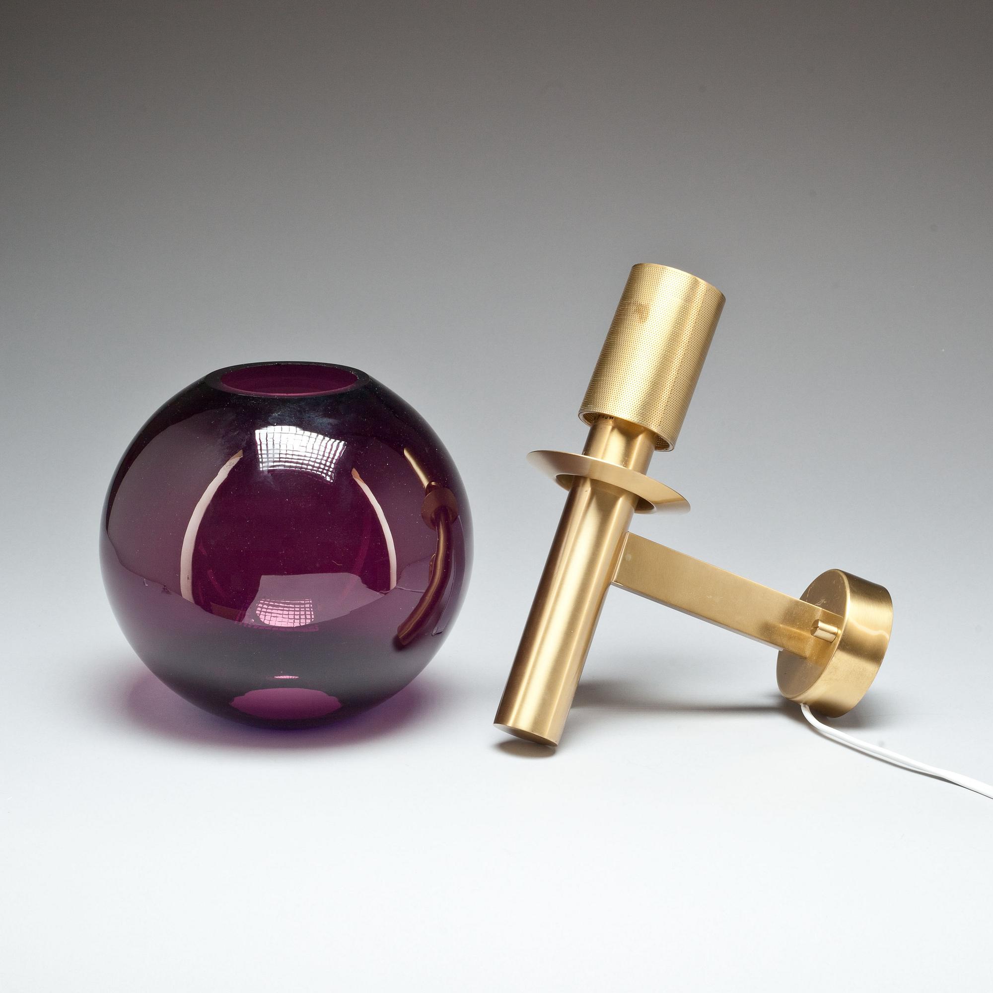 VÄGGLAMPA, Hans-Agne Jakobsson. Markaryd. 1900-talets andra hälft.