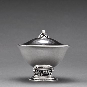 Georg Jensen, an 830/1000 silver lidded bowl, Copenhagen 1918, design nr 273,