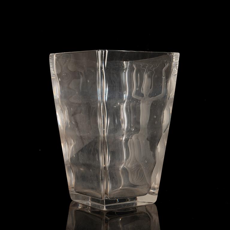 Vicke Lindstrand, a model 137 vase, Orrefors 1937.