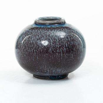 Sven Wejsfelt, a vase, Gustavsberg Studio, 1982.