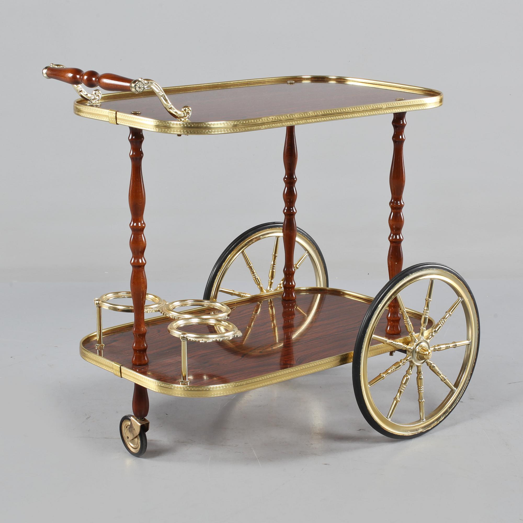 SERVERINGSVAGN, 1900-talets andra.