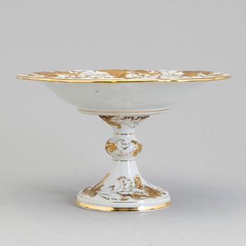 a porcelain Meissen bowl from the 20th century.