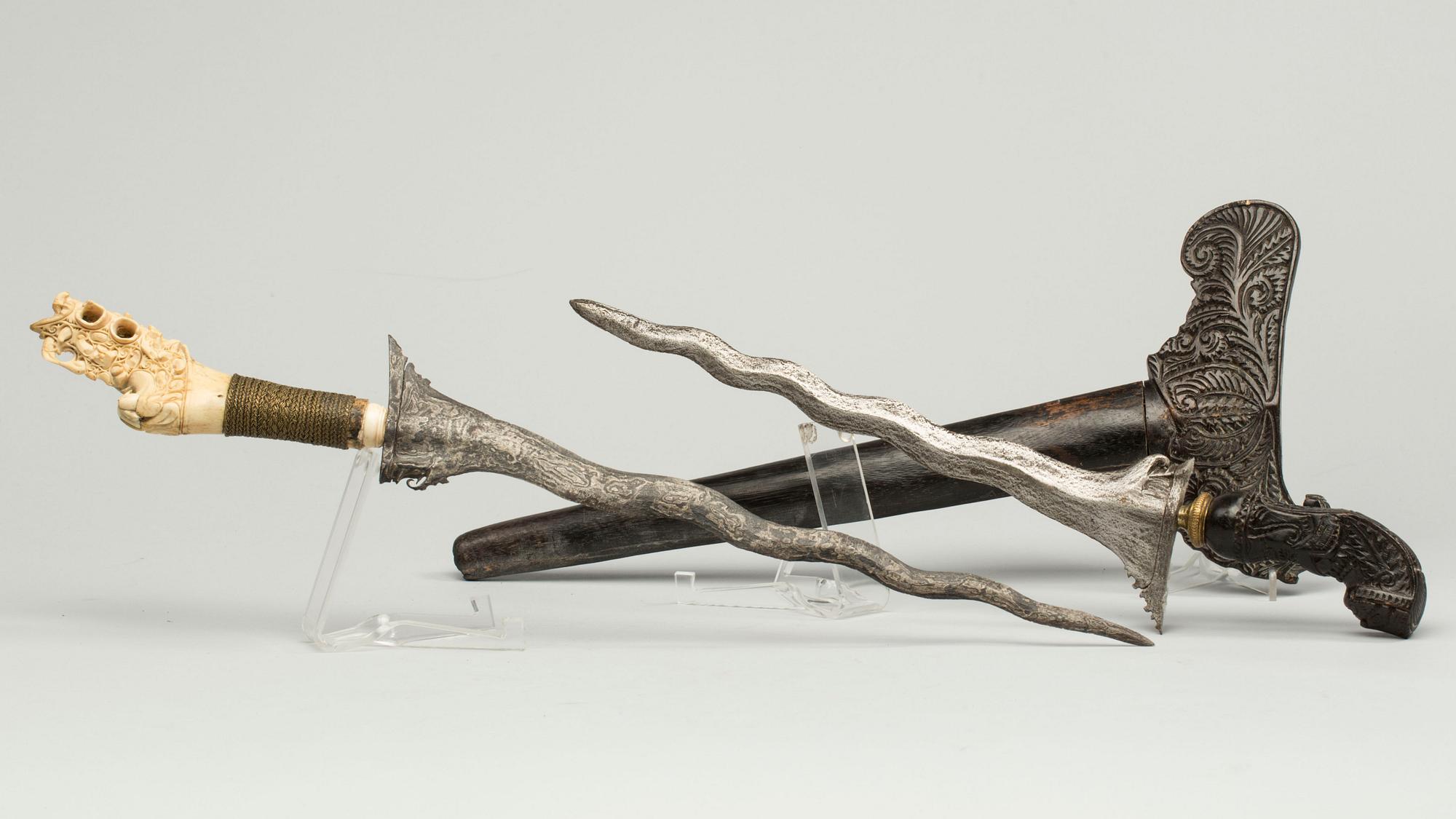 KRISER, 2 st, orientaliska, 18/1900-tal.